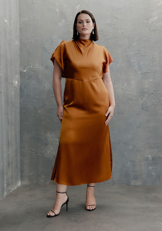 SHOP DRESSES
